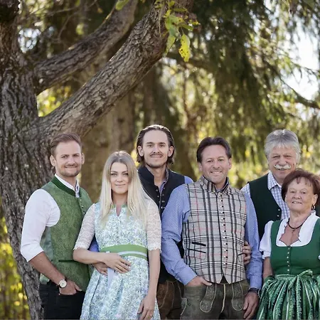 Landhof Lazarus Mini-hôtel 2*