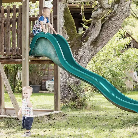 Landhof Lazarus Mini-hôtel 2*