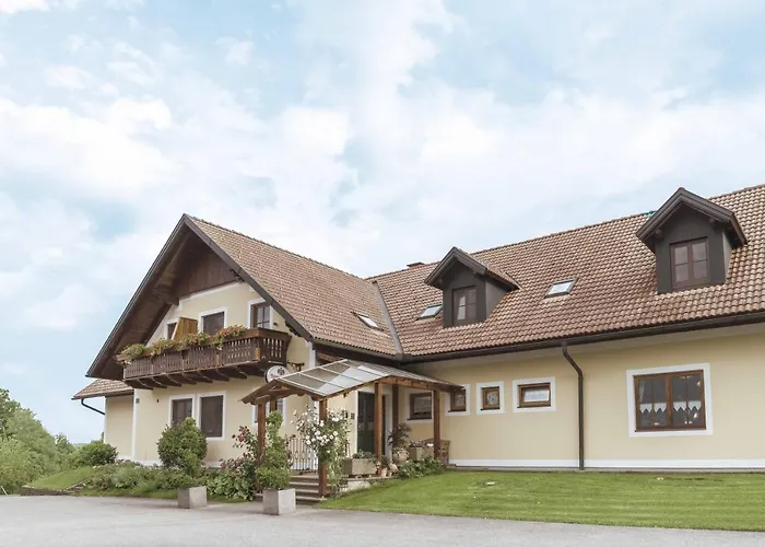 Herberg Landhof Lazarus 2*