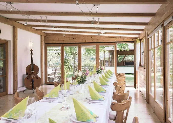 Herberg Landhof Lazarus 2*